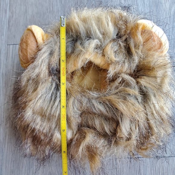Lion Mane Costume for Cat with Velcro fastener - Picture 12 of 12